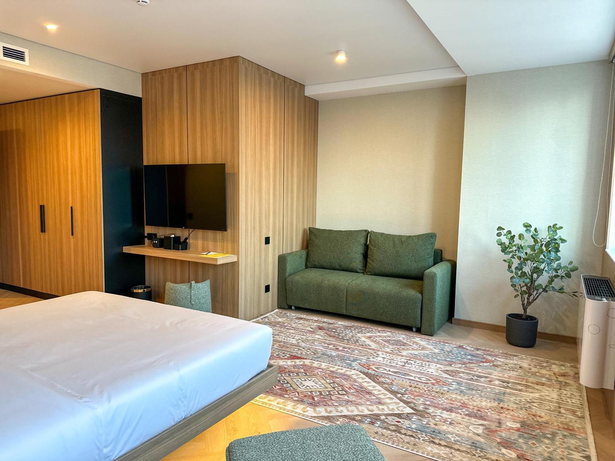 Resident Hotel Abay Almaty Exterior photo