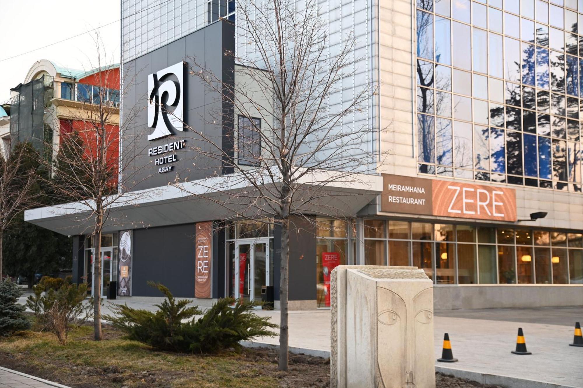 Resident Hotel Abay Almaty Exterior photo